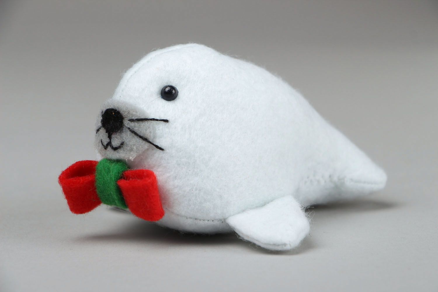 Soft toy in the shape of seal photo 2
