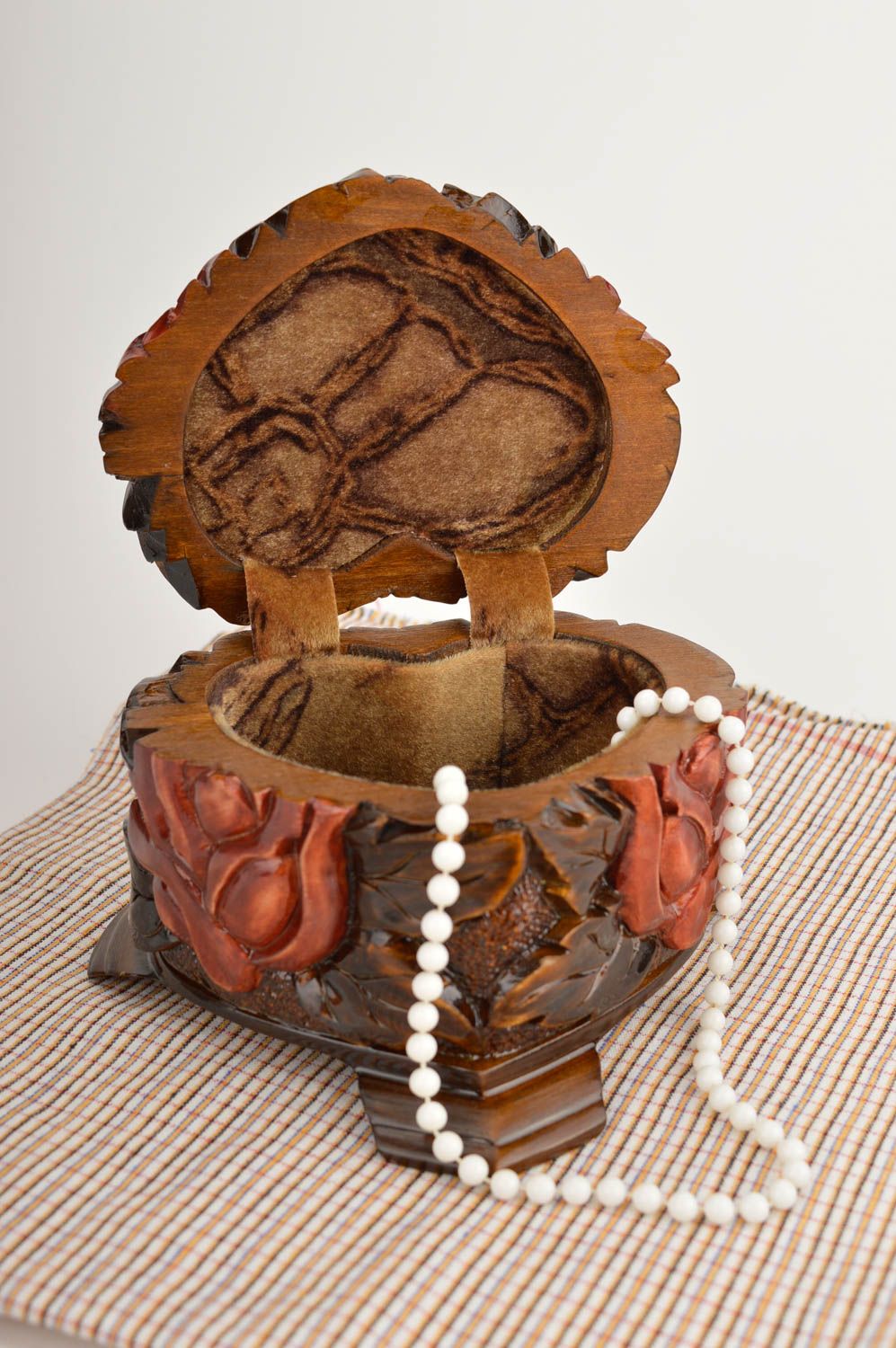 Boîte à bijoux en bois faite main petite en forme de coeur Cadeau pour femme photo 1