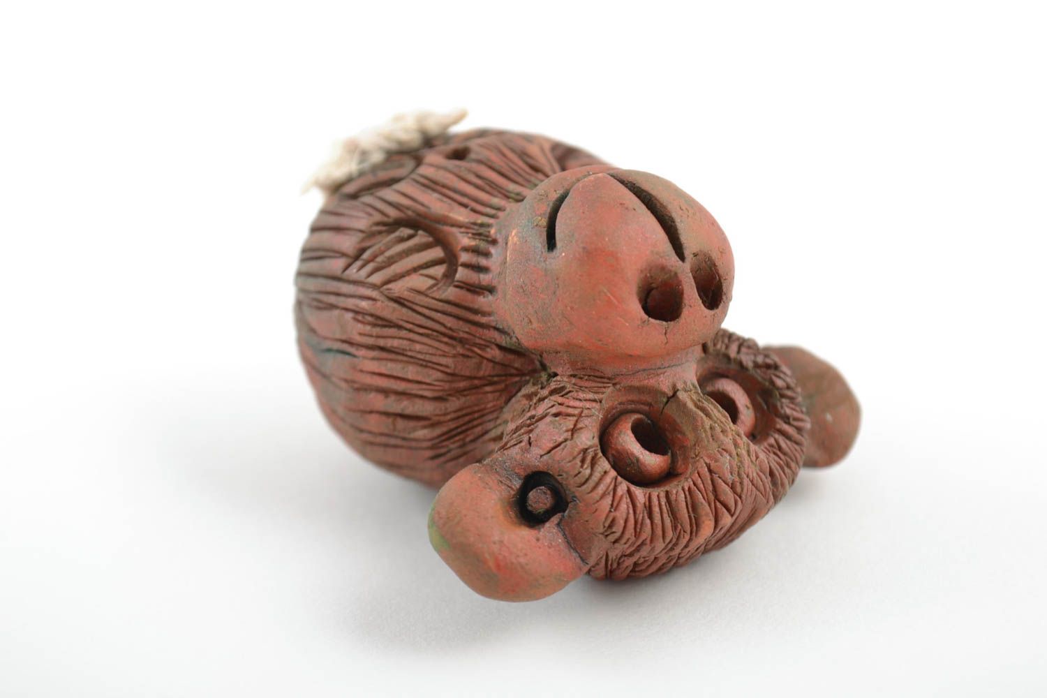 Petite figurine en céramique en forme de singe souriant brune faite main photo 5