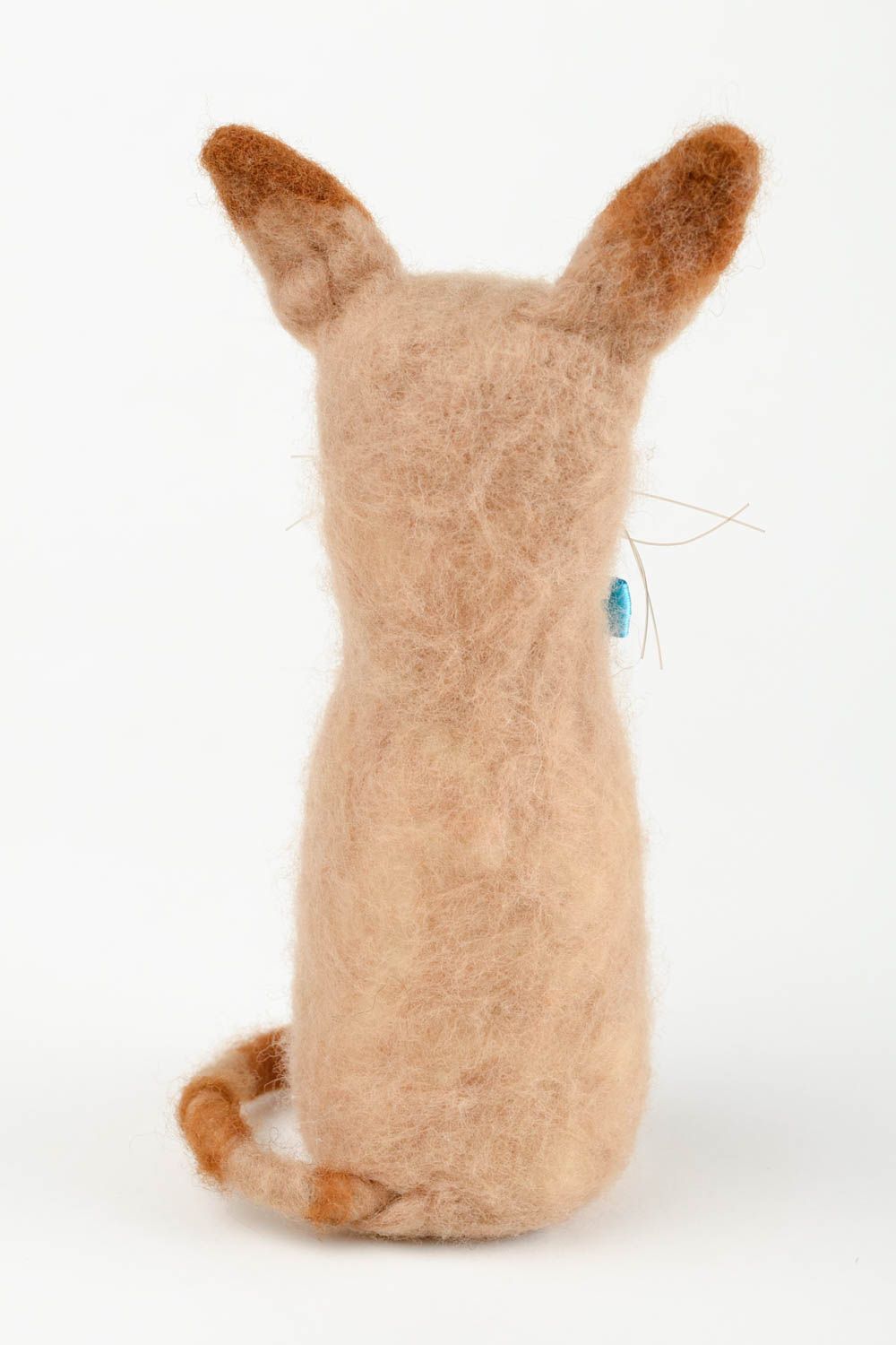 Peluche chat avec noeud papillon Jouet fait main en laine feutrée Cadeau enfant photo 5