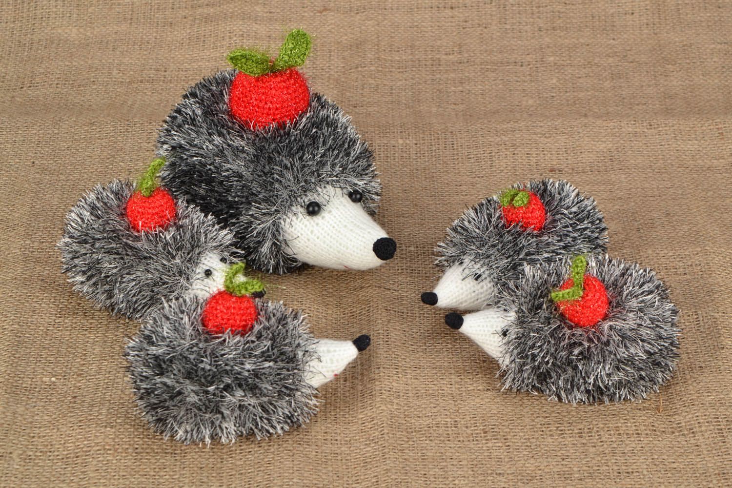 Crocheted toys Hedgehog Family photo 1