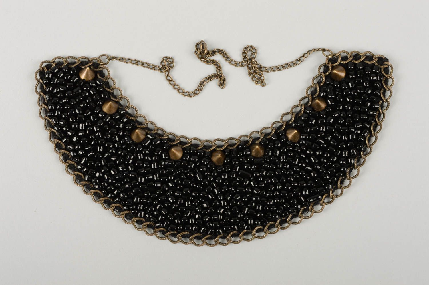 Колье из бисера украшение ручной работы черное ожерелье из бисера авторское фото 4
