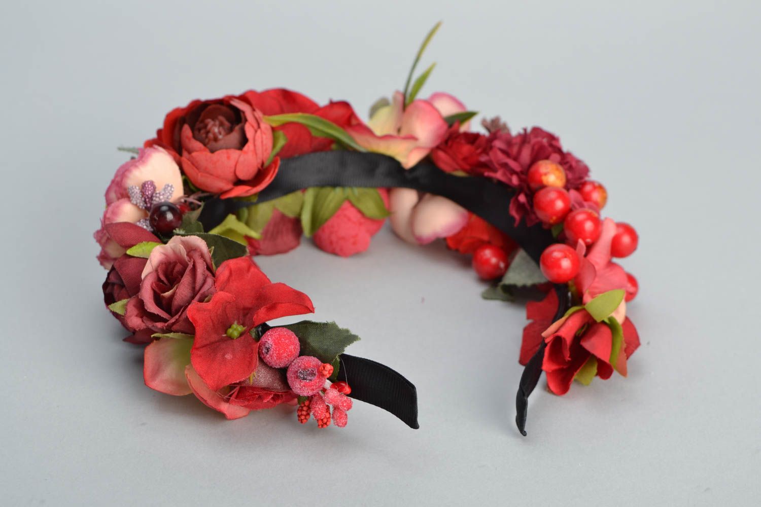 Couronne de fleurs pour cheveux en tissu faite main pour femme Roses et baies photo 5