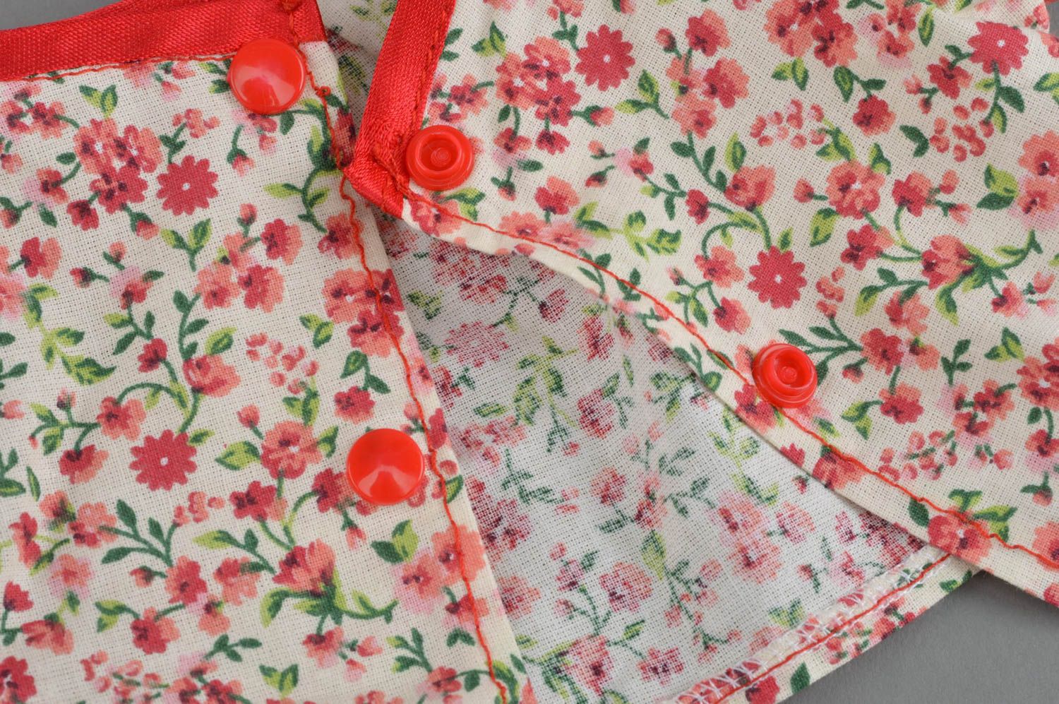 Vêtement de poupée fait main chemisier en coton motif floral boutons pression photo 4