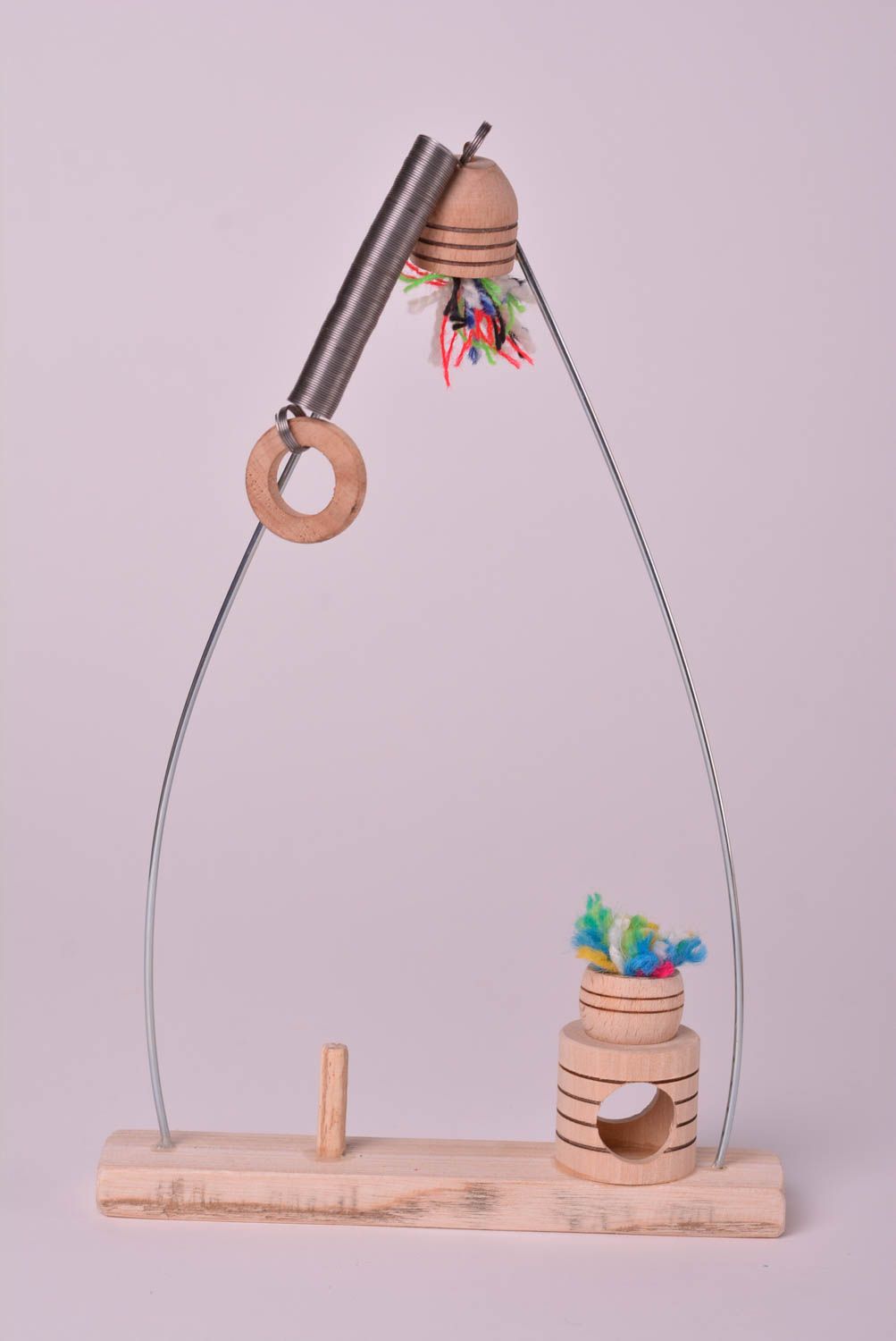 Игрушка ручной работы на пружинке игрушка из дерева подарок для ребенка фото 5