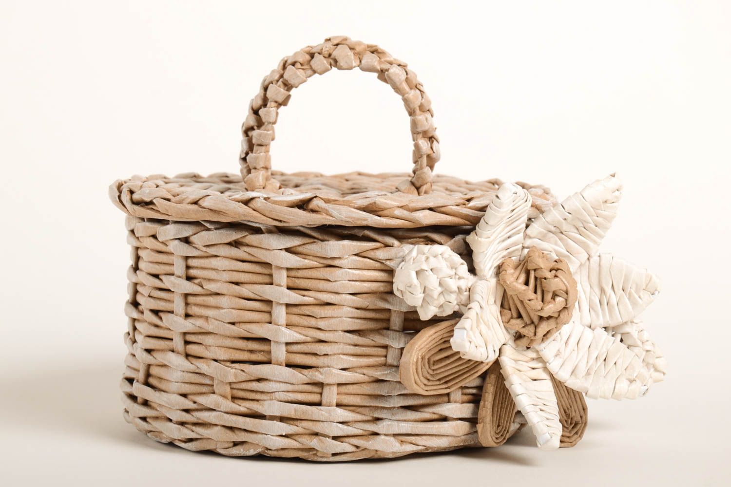 Stylish handmade woven bread basket unusual home accessories lovely home decor photo 2