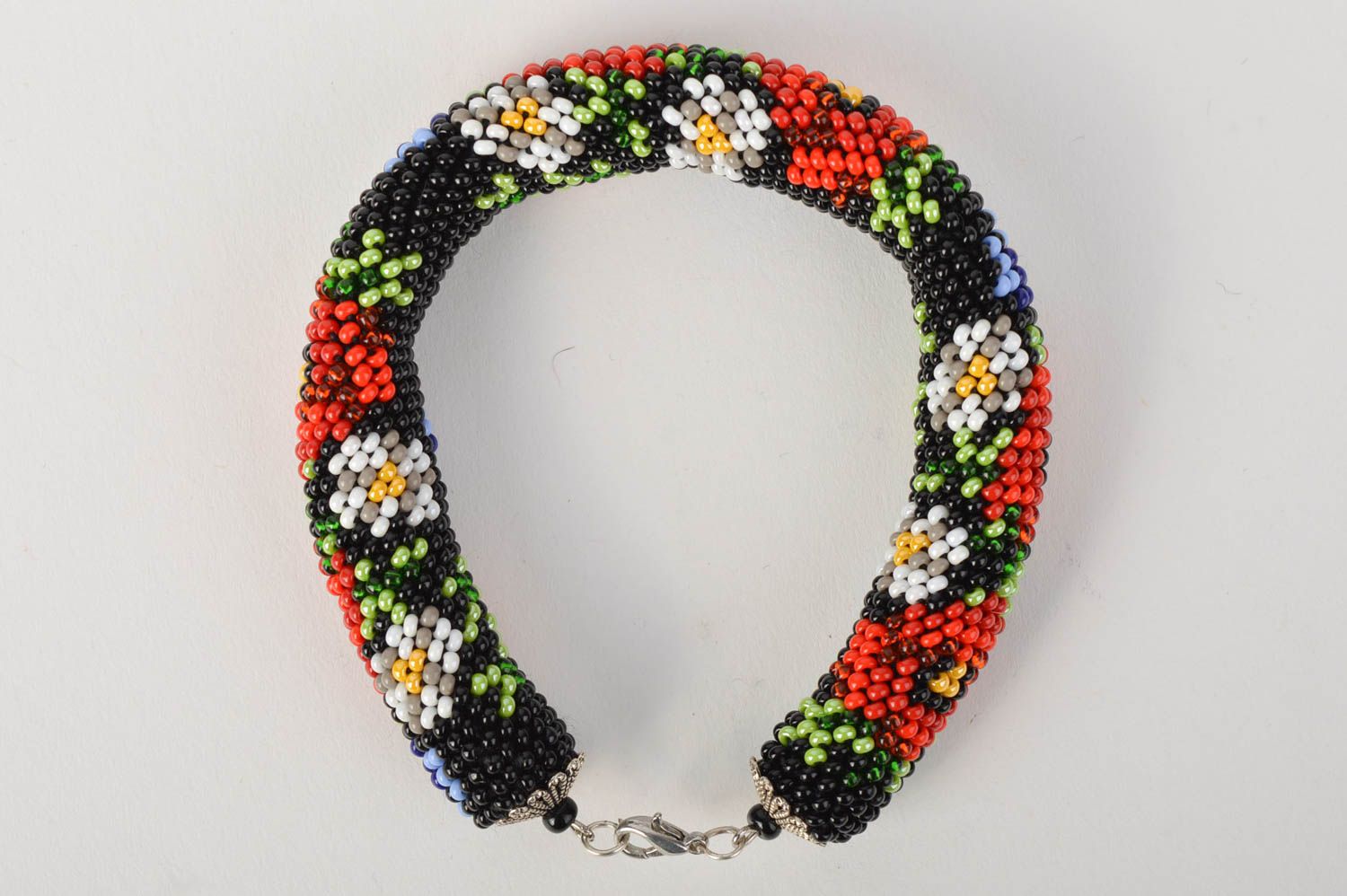 Bracelet perles rocaille Bijou fait main noir motif multicolore Accessoire femme photo 3