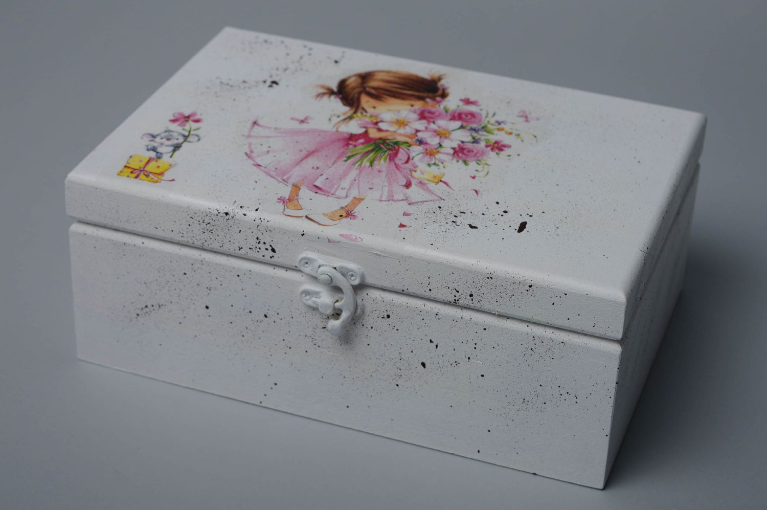 Handmade decoupage jewelry box photo 1