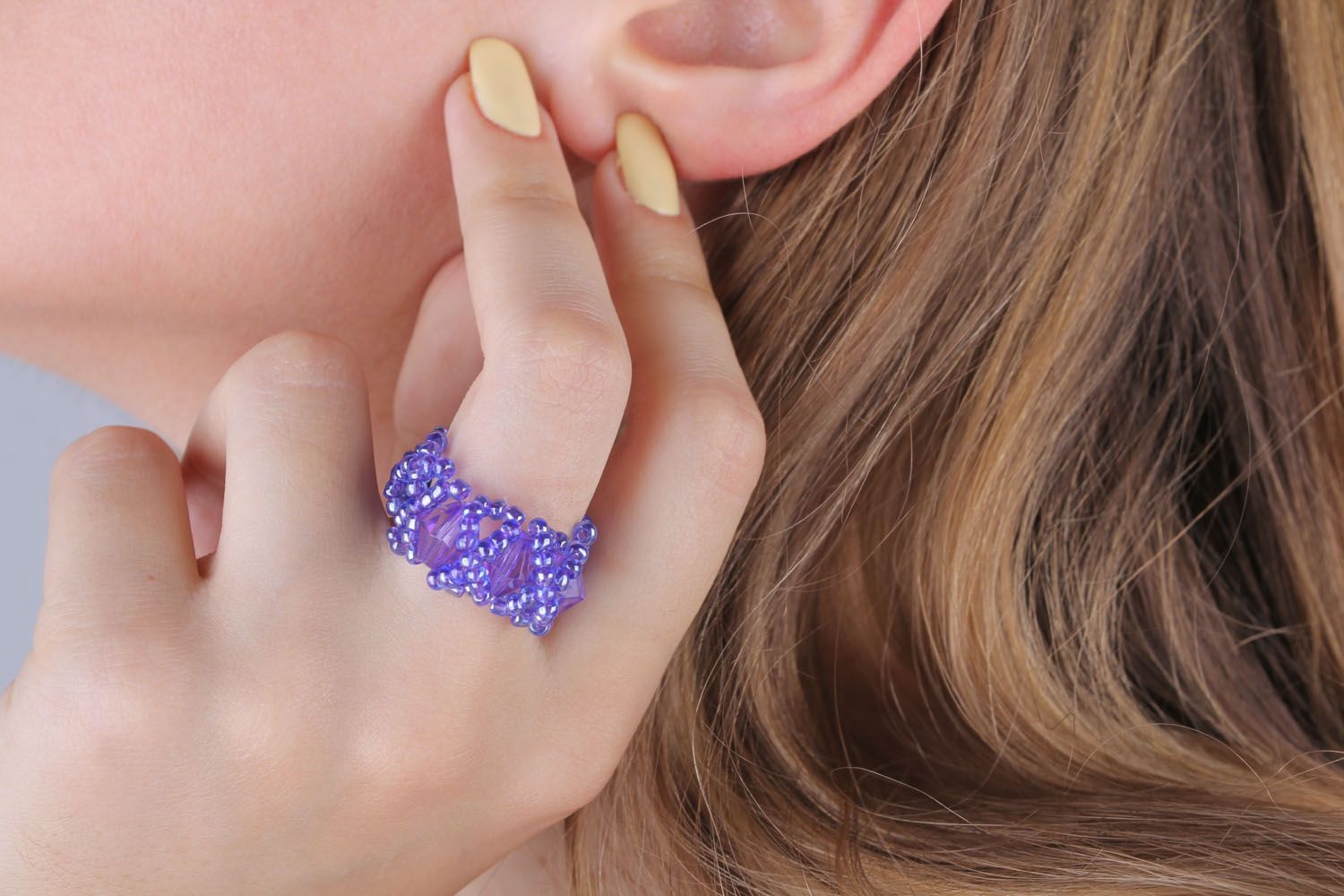 Violet beaded ring photo 5