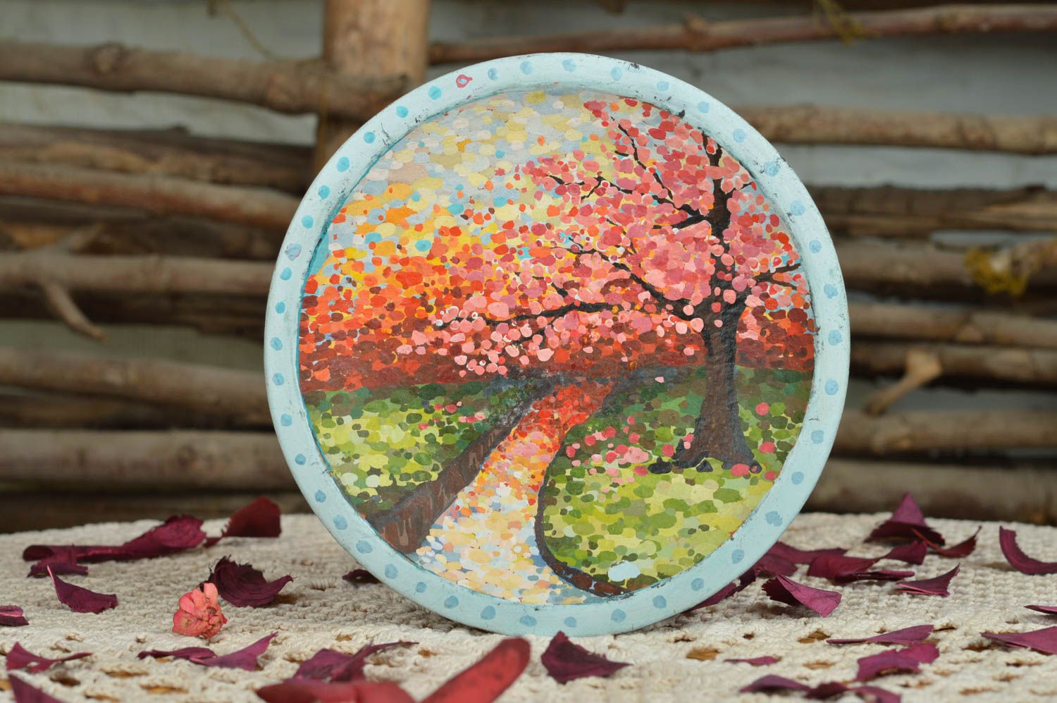 Керамическая тарелка расписанная акриловыми красками декоративная хэндмэйд Осень фото 1