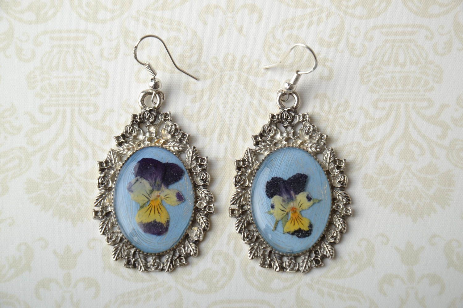 Earrings with natural flowers Wild Pansy photo 1