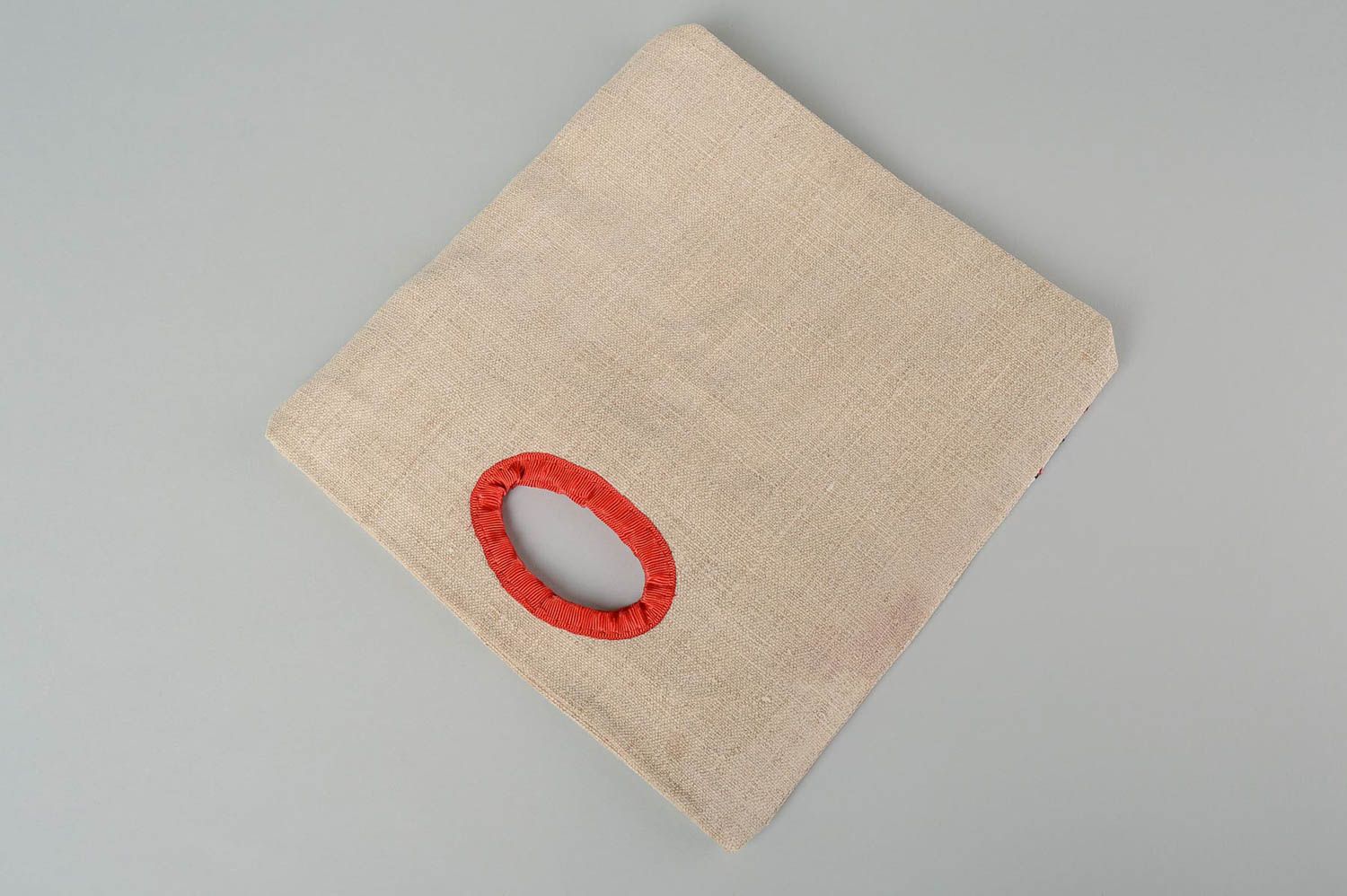 Сумка ручной работы вышитая сумка крестиком текстильная сумка с красным узором фото 3