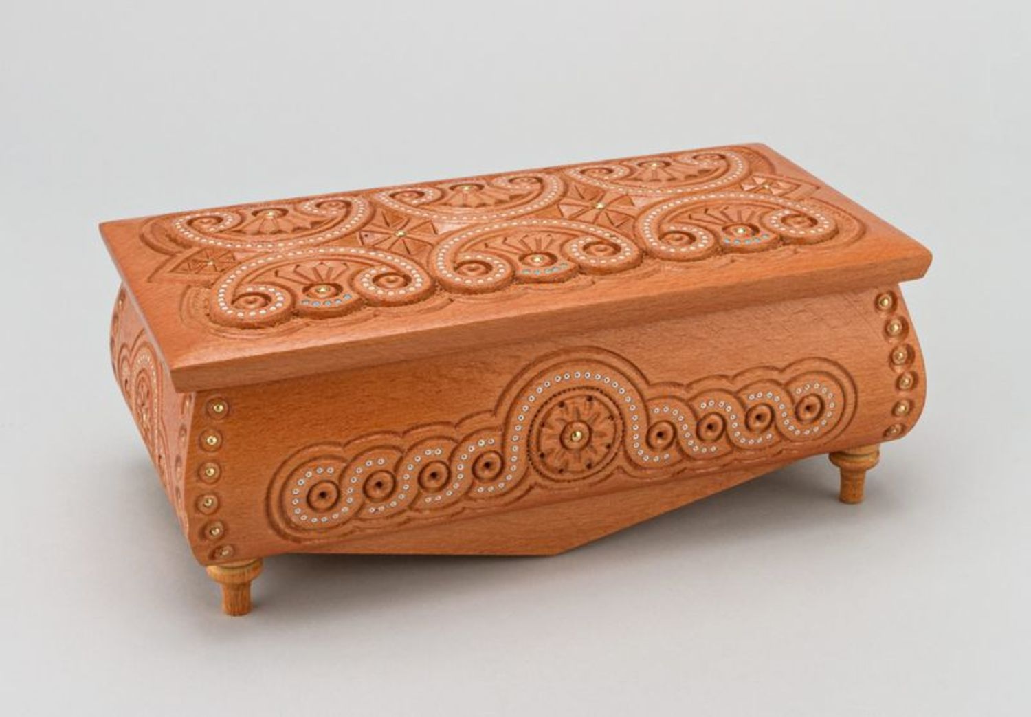 Inlaid box with carving photo 2