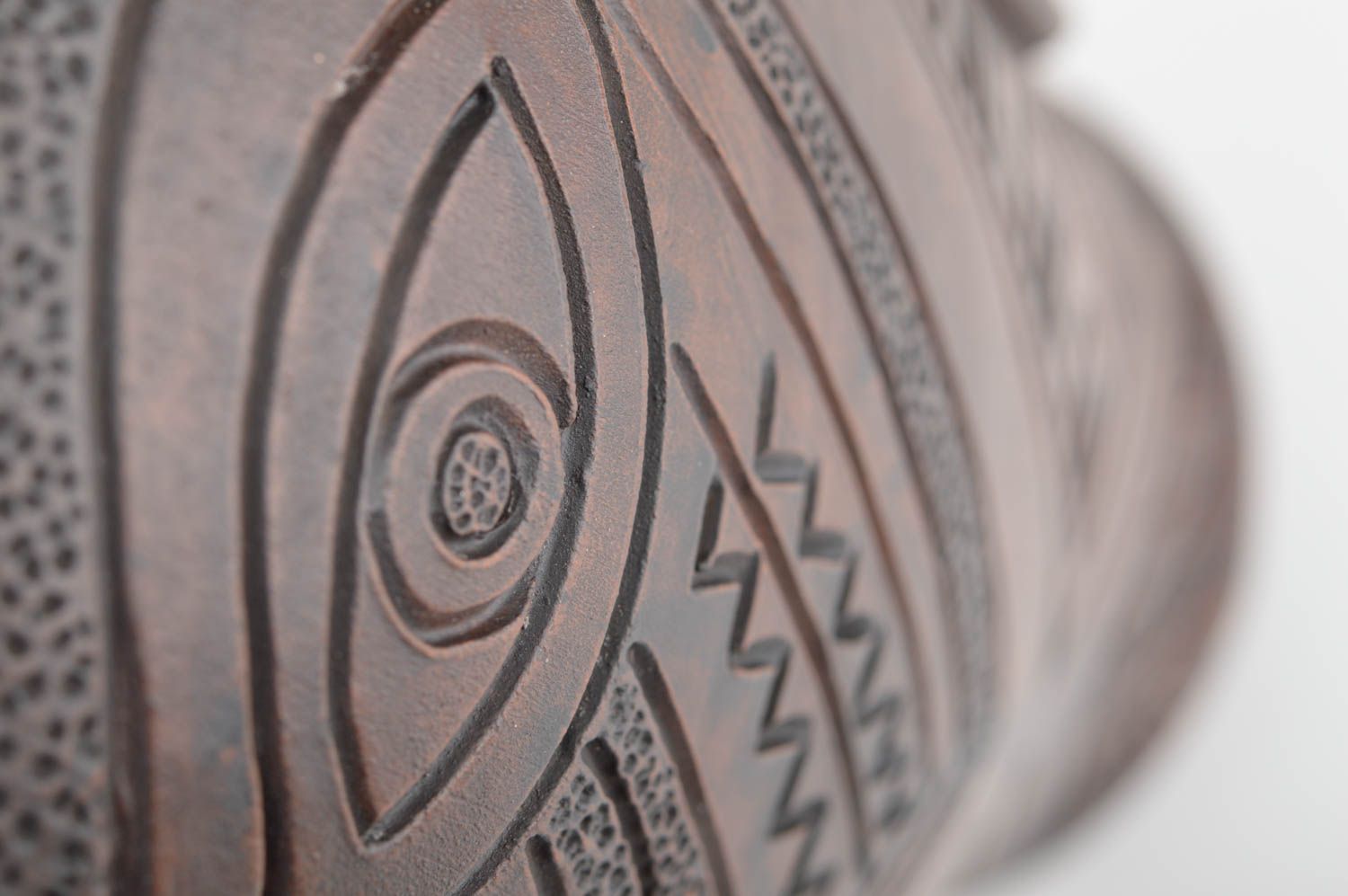Vase artisanal terre cuite marron 4 anses 3 L à motif original décor fait main photo 4