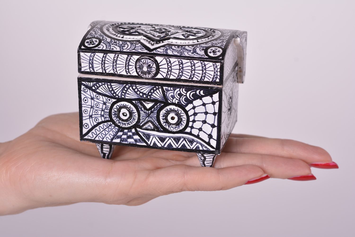 Handmade designer zentangle technique stylish jewelry box wooden accessory photo 5