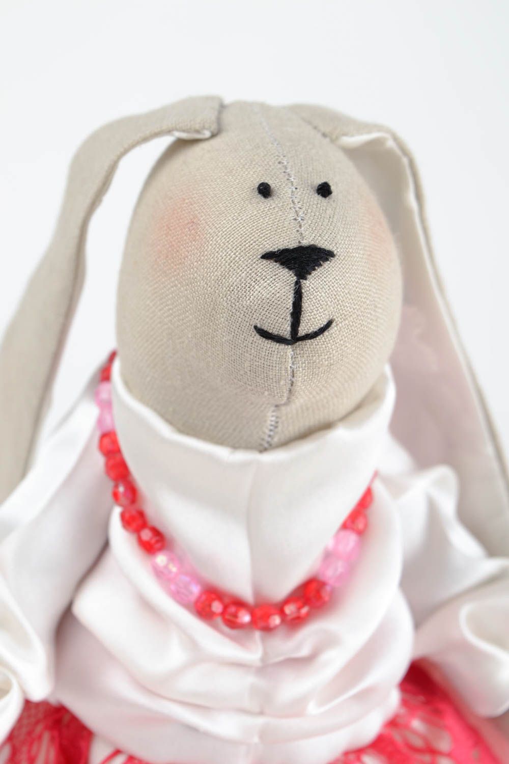 Игрушка заяц ручной работы авторская игрушка из ткани стильный подарок подруге фото 3
