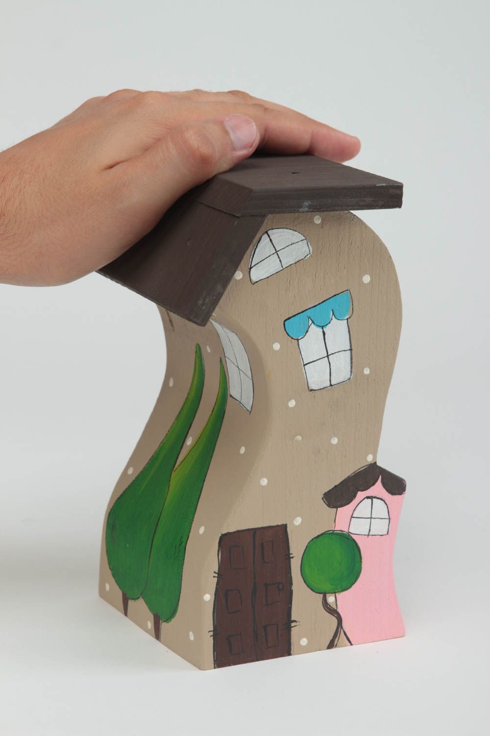 Деревянная фигурка домик большой и маленький разноцветная красивая ручной работы фото 5