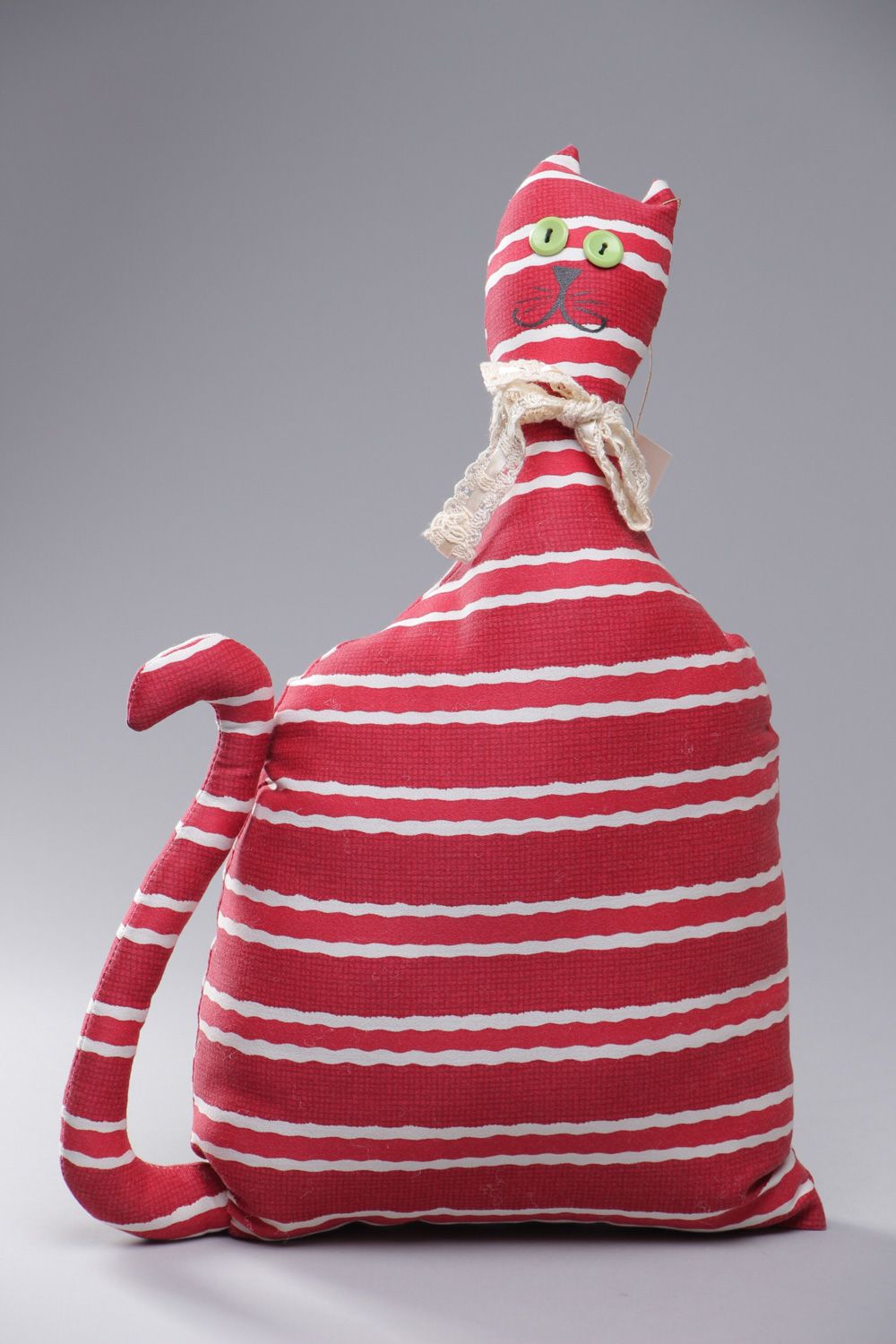 Интерьерная игрушка-подушка из хлопковой ткани в виде красного полосатого кота фото 1