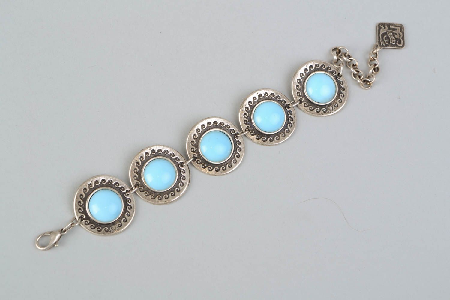Bracelet en métal original fait main avec cabochons bleus taille réglable Hélix photo 4