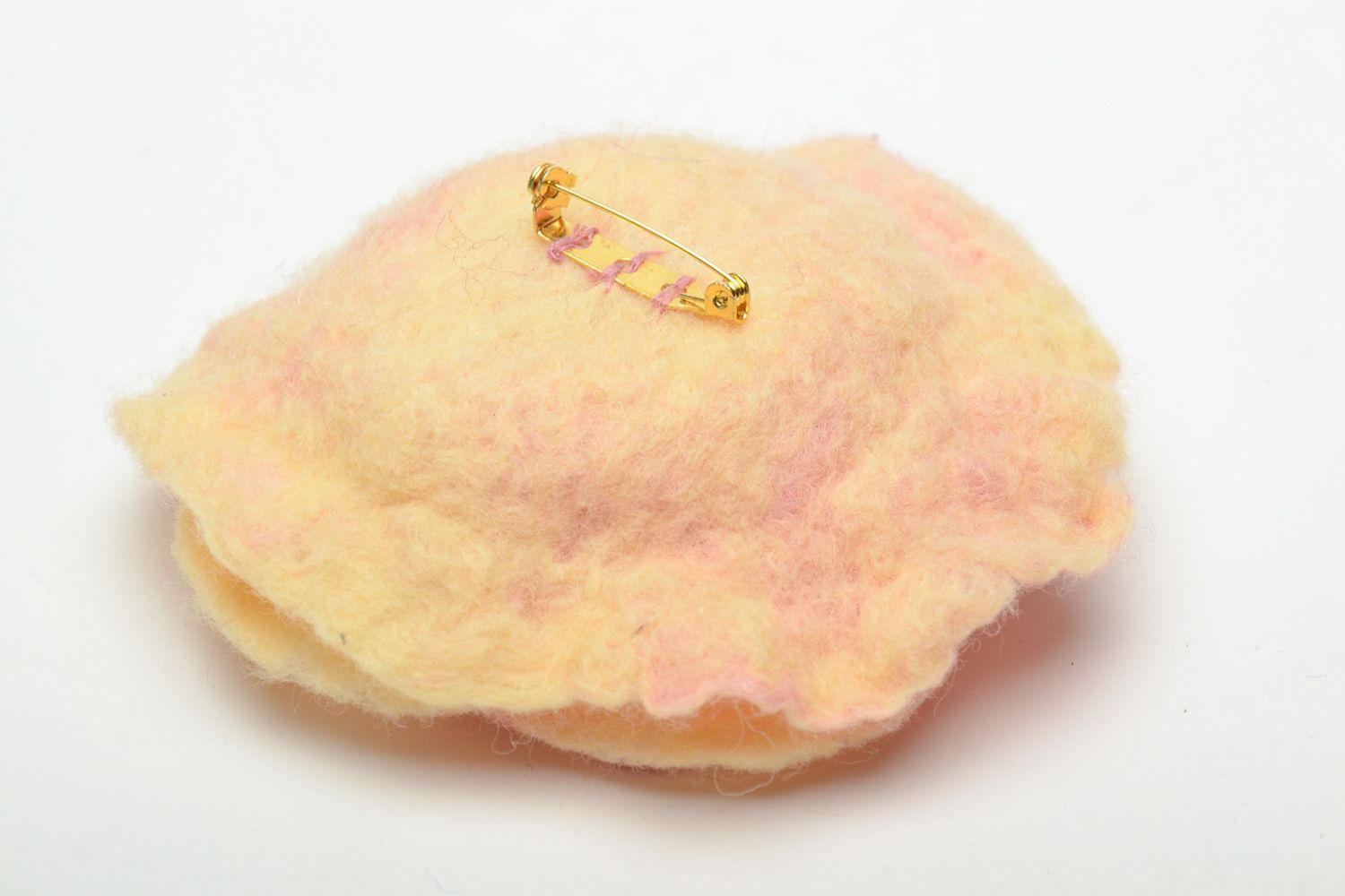 Broche en laine feutrée fleur pastel faite main photo 5