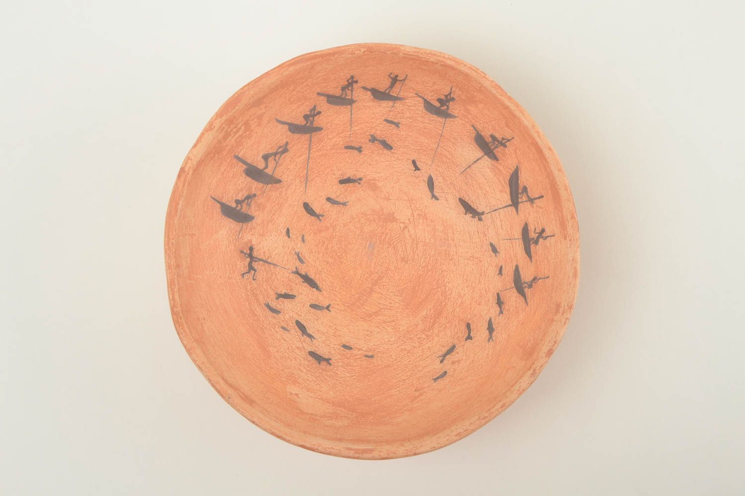 Керамическая тарелка ручной работы глиняная посуда расписная тарелка Рыбаки фото 3