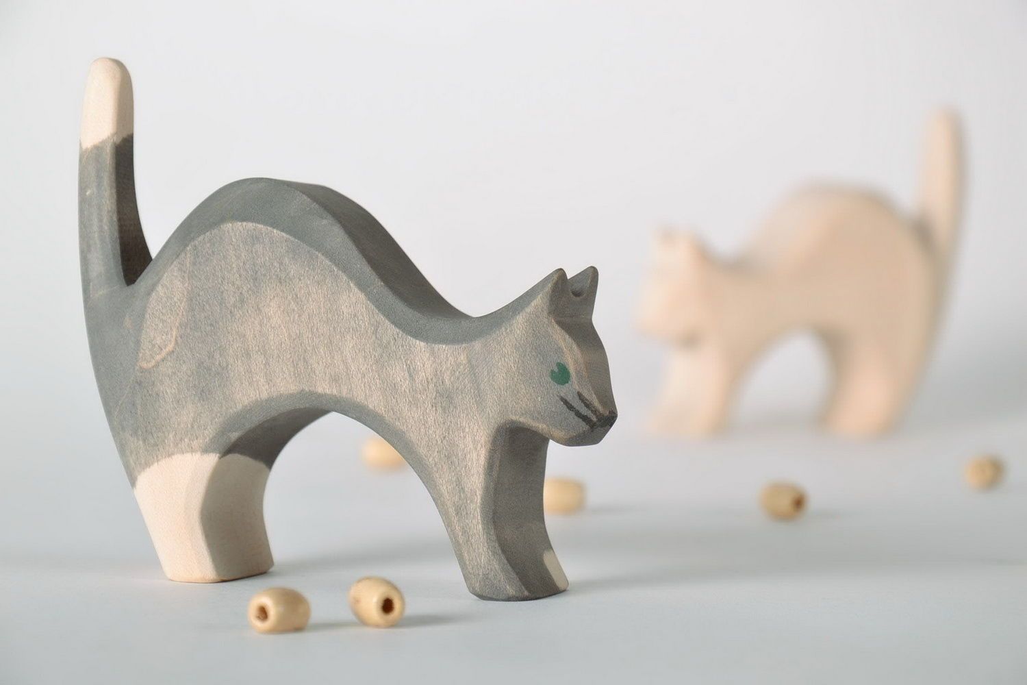 Wooden figurine Gray cat photo 2