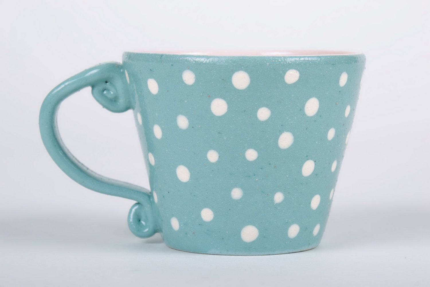Clay glazed drinking cup in blue color and white dots with handle for a girl photo 4