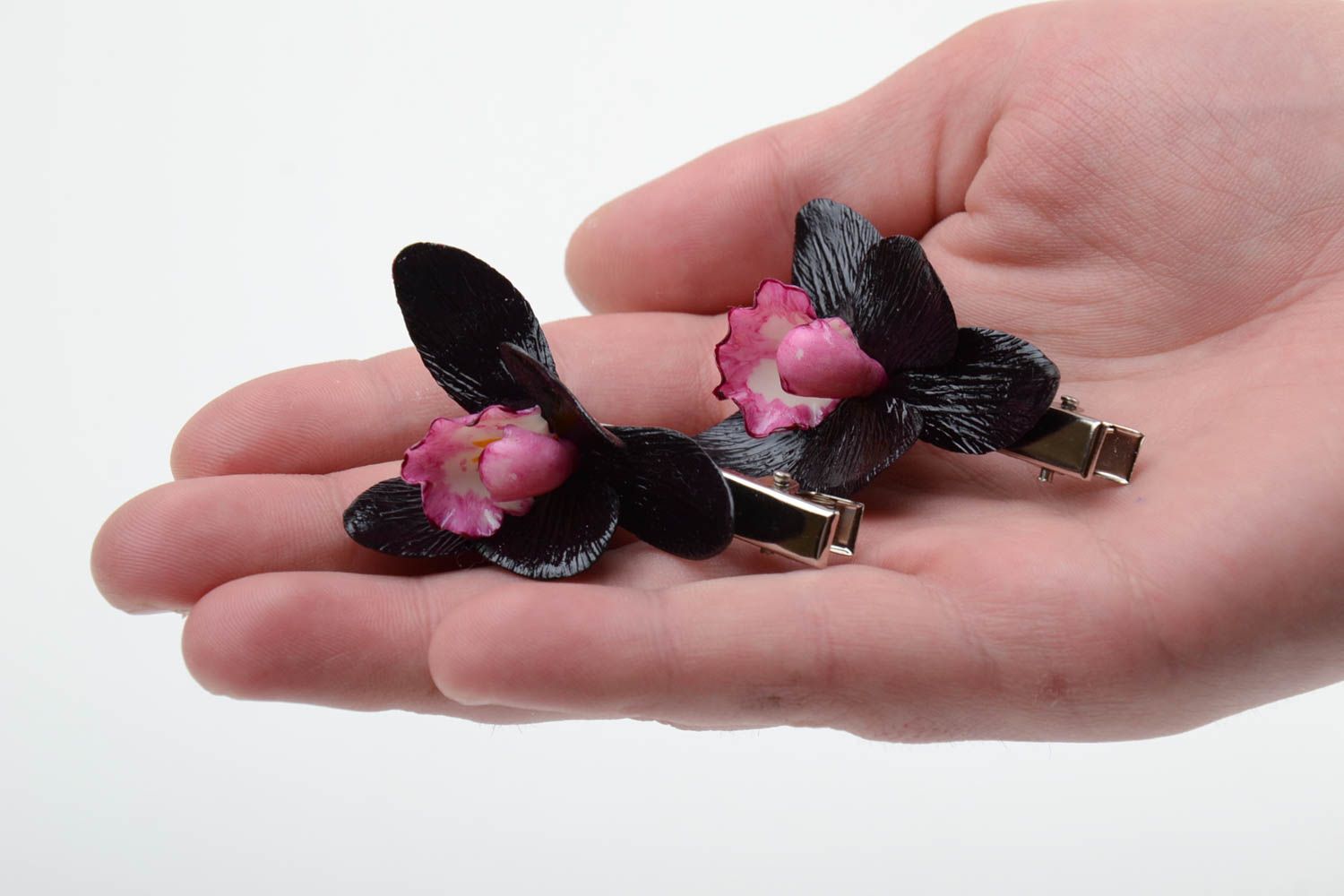 Set of 2 handmade decorative hair clips cold porcelain black and pink orchids photo 2