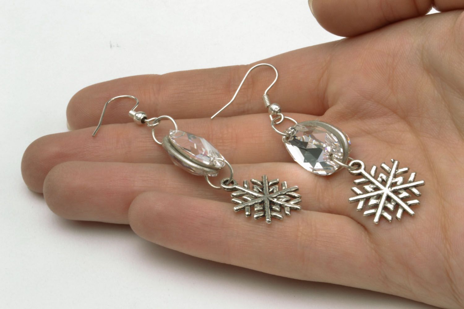 Dangle earrings with snowflakes photo 5