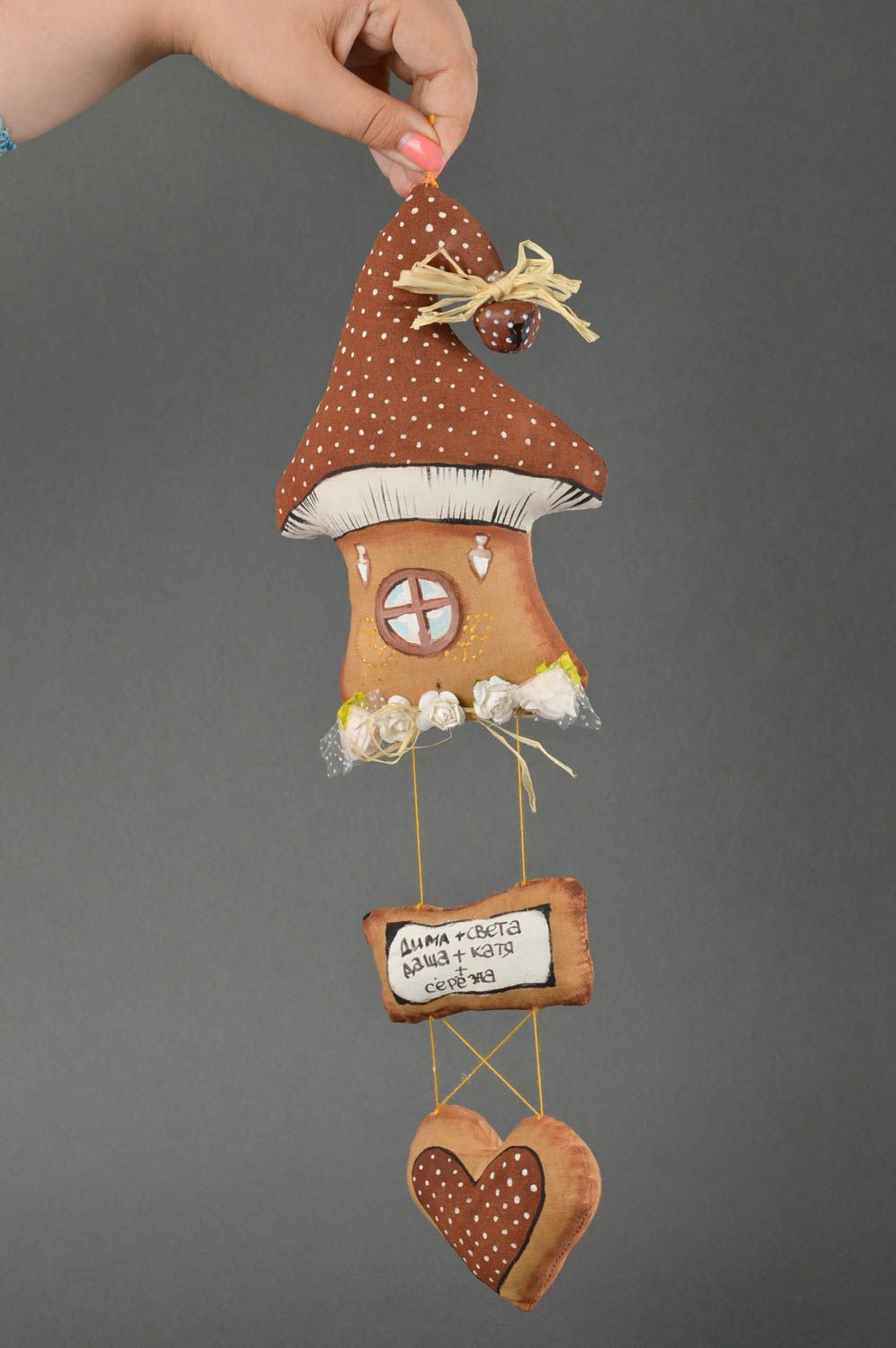 Colgante decorativo juguete hecho a mano decoración de casa Casita y corazón foto 3