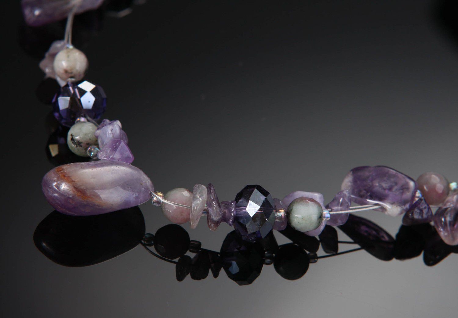 Necklace made of agate, amethyst photo 4