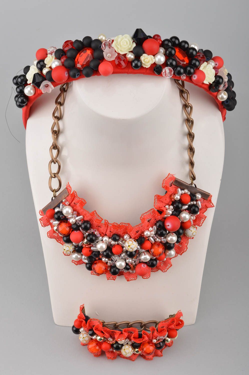 Schmuckset mit Perlen Collier Armband und Haarreif in Rot handmade für Frauen foto 1