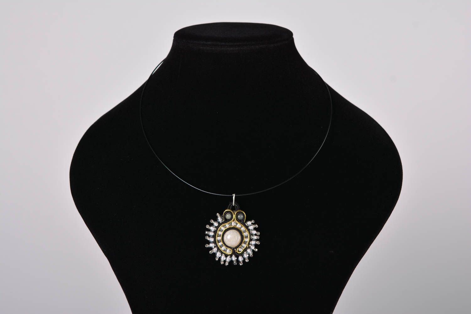 Handmade soutache pendant embroidered beautiful pendant stylish elegant jewelry photo 3