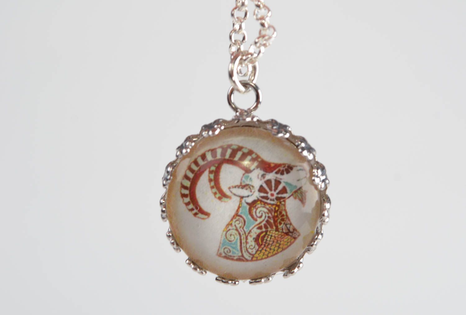 Beautiful handmade designer round glass zodiac pendant Capricorn on metal chain photo 4