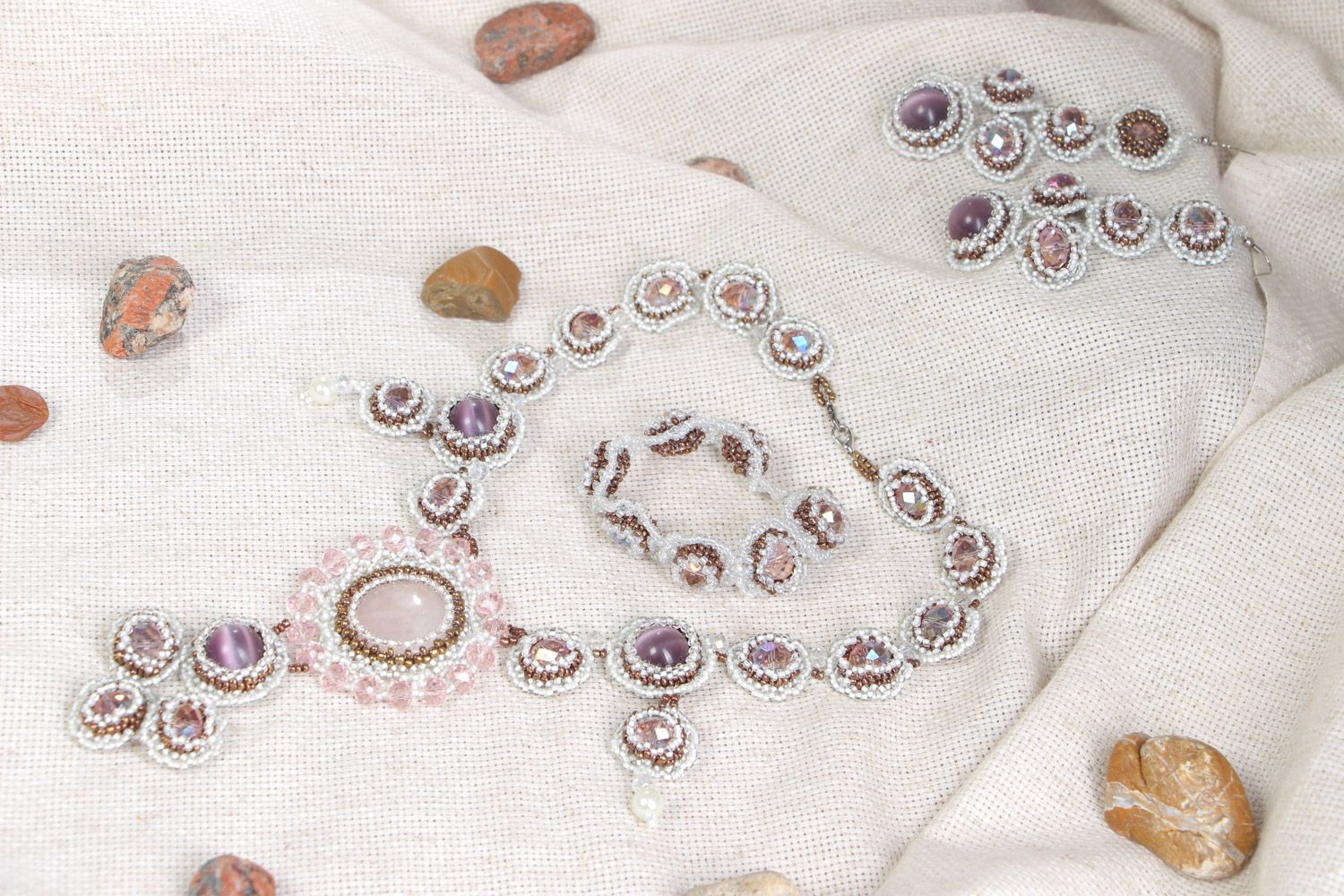 Комплект украшений из бисера колье браслет и серьги с натуральными камнями хенд мейд фото 1