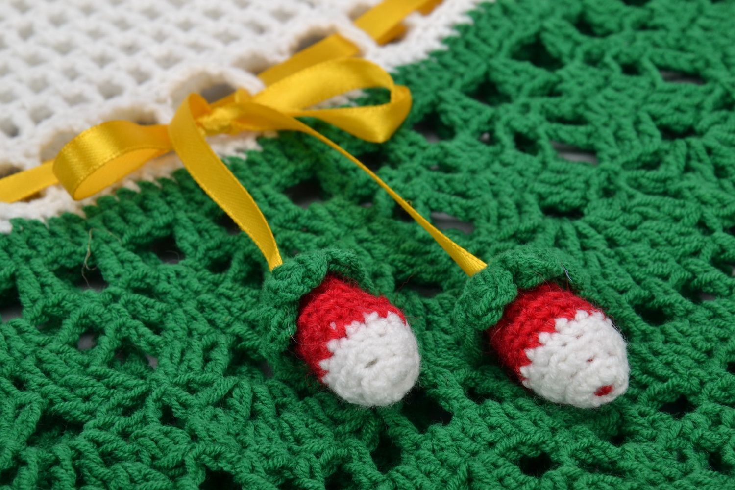 Crochet children's dress Strawberry photo 2
