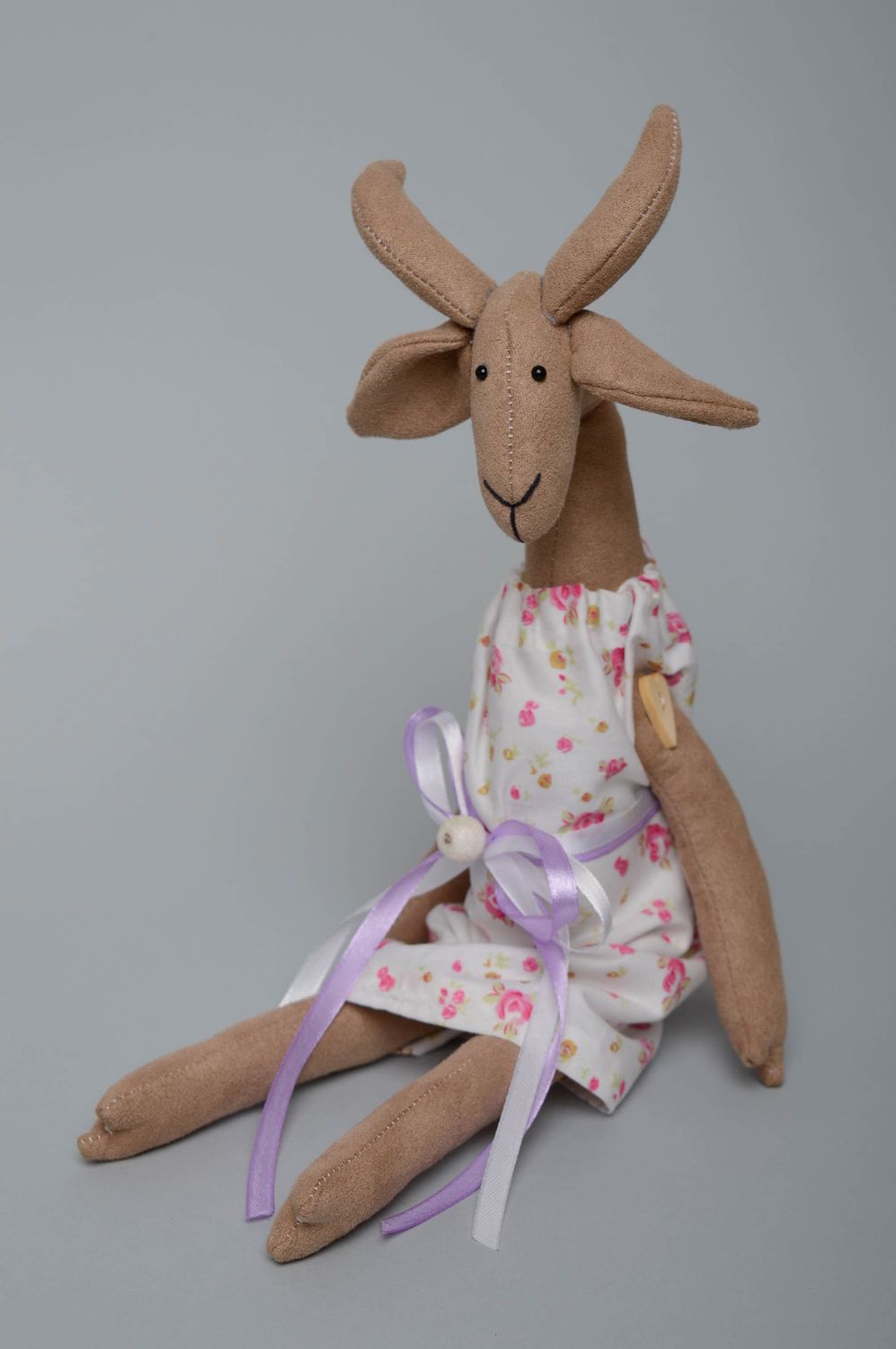 Suede and cotton toy goat photo 1