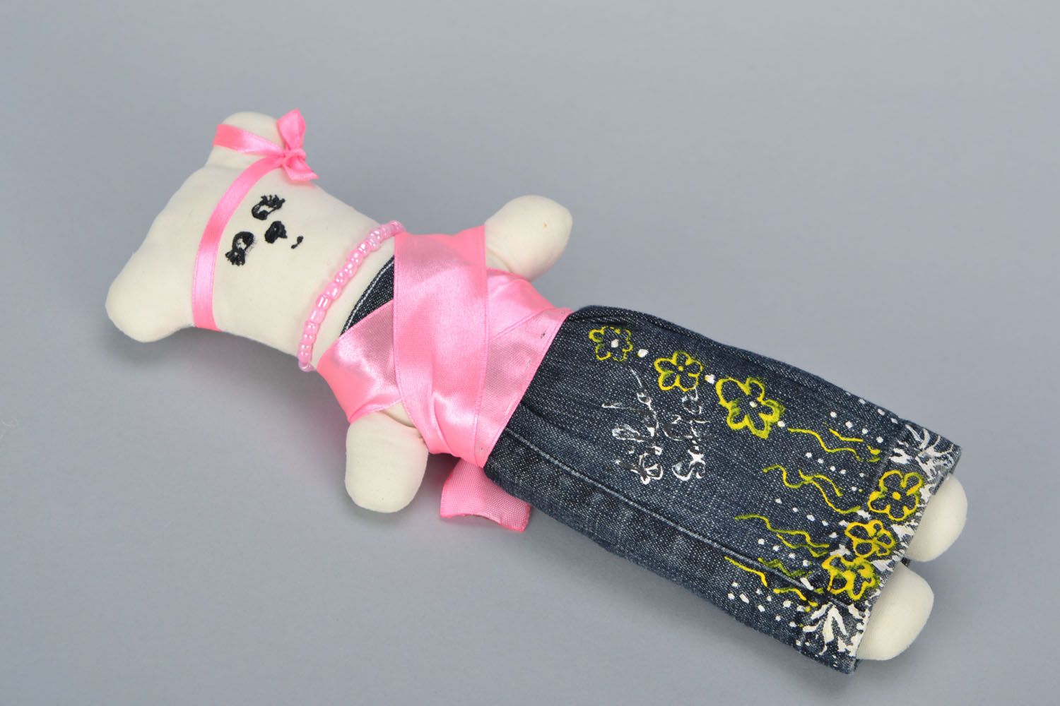 Brinquedo de tecido macio feito à mão Ursinho-fashionista foto 3