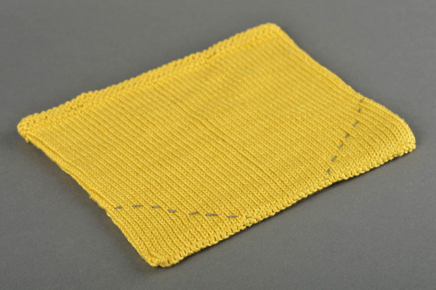 Gorro hecho a mano de color amarilo ropa infantil regalo original para niños foto 4