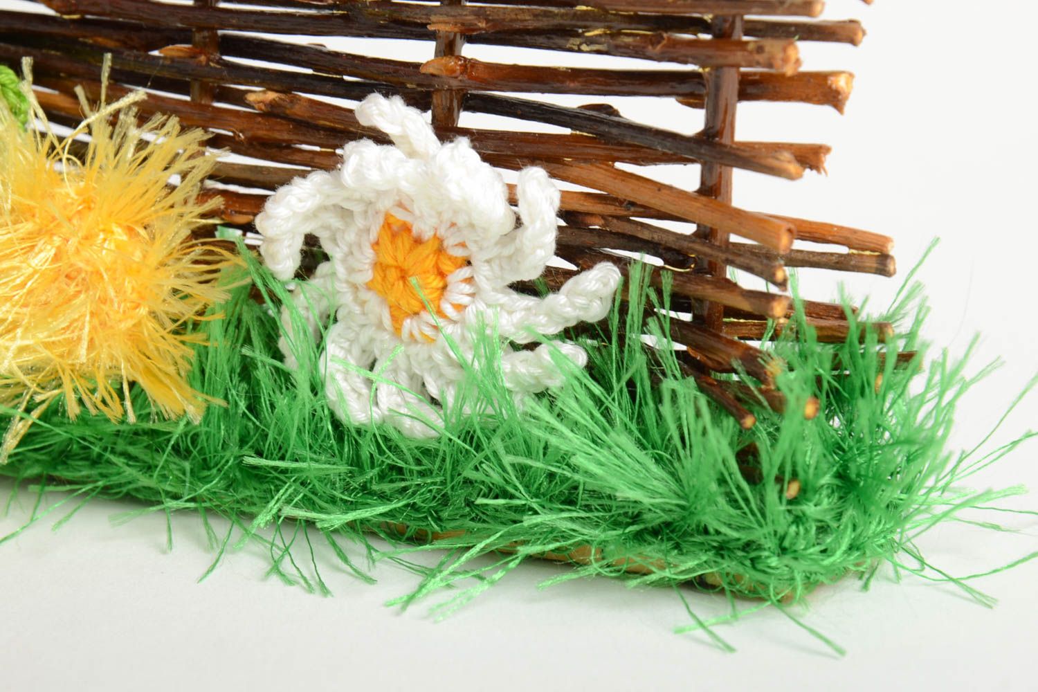 Objet déco fait main Fleurs décoratives tricotées Déco maison Clôture tressée photo 4