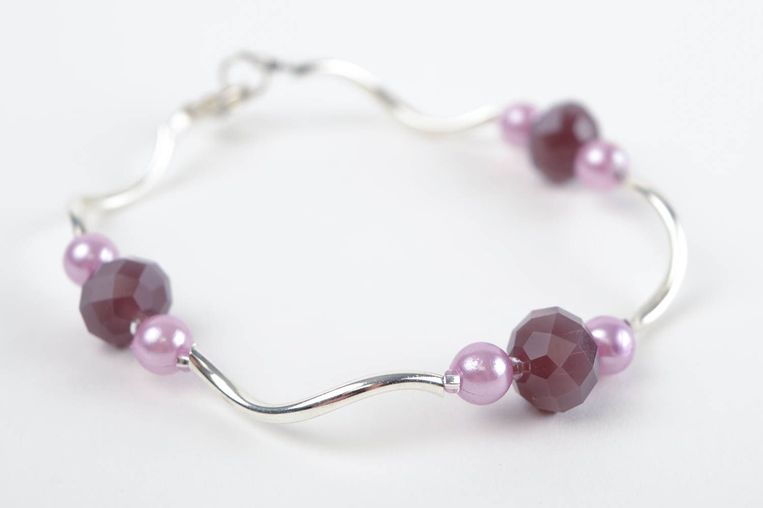 Bracelet fin Bijou fait main métal perles de rocaille rose mauve Cadeau femme photo 1