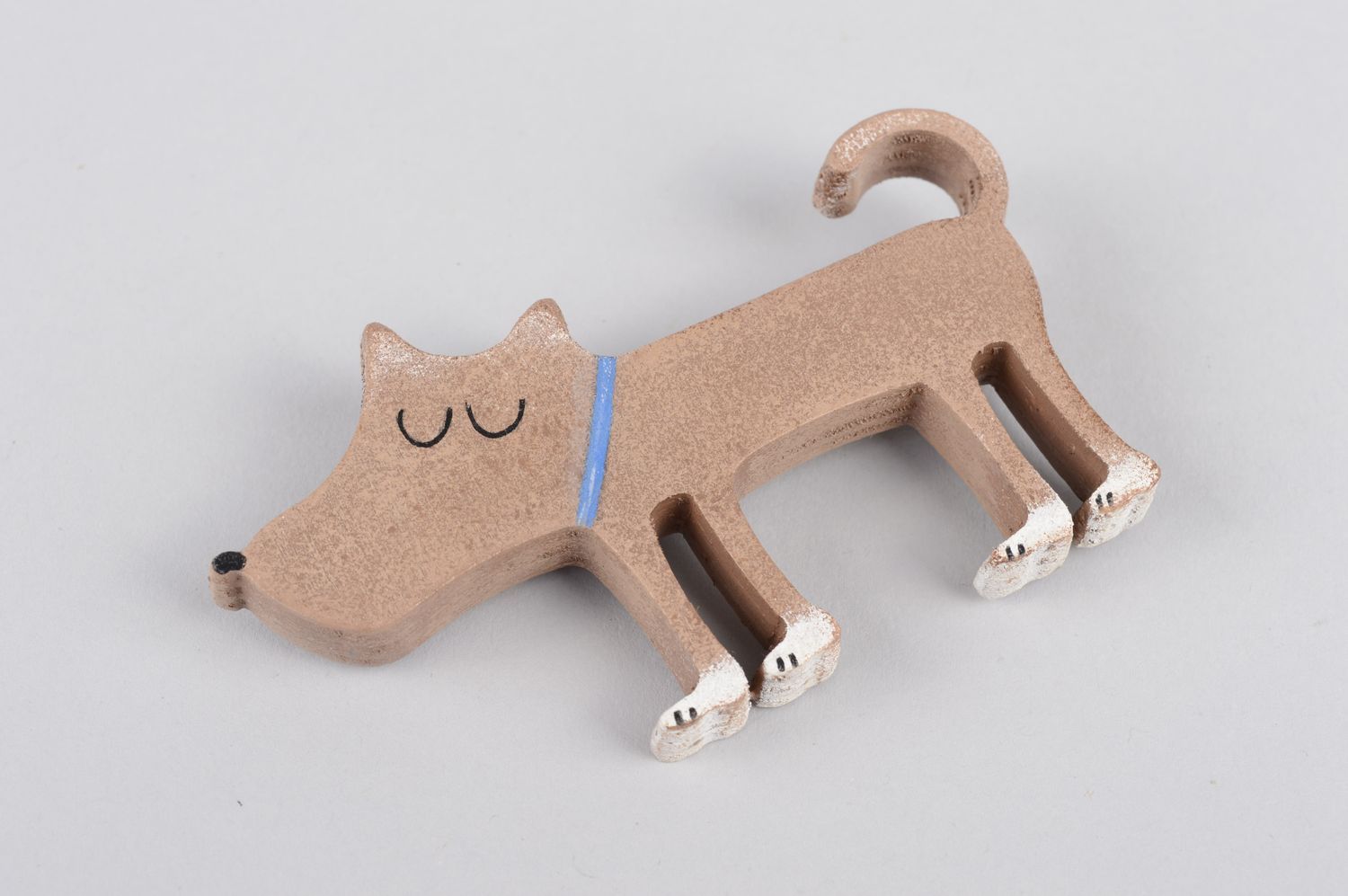 Brosche aus Holz handgemachter Schmuck Brosche Modeschmuck Hund künstlerisch foto 2