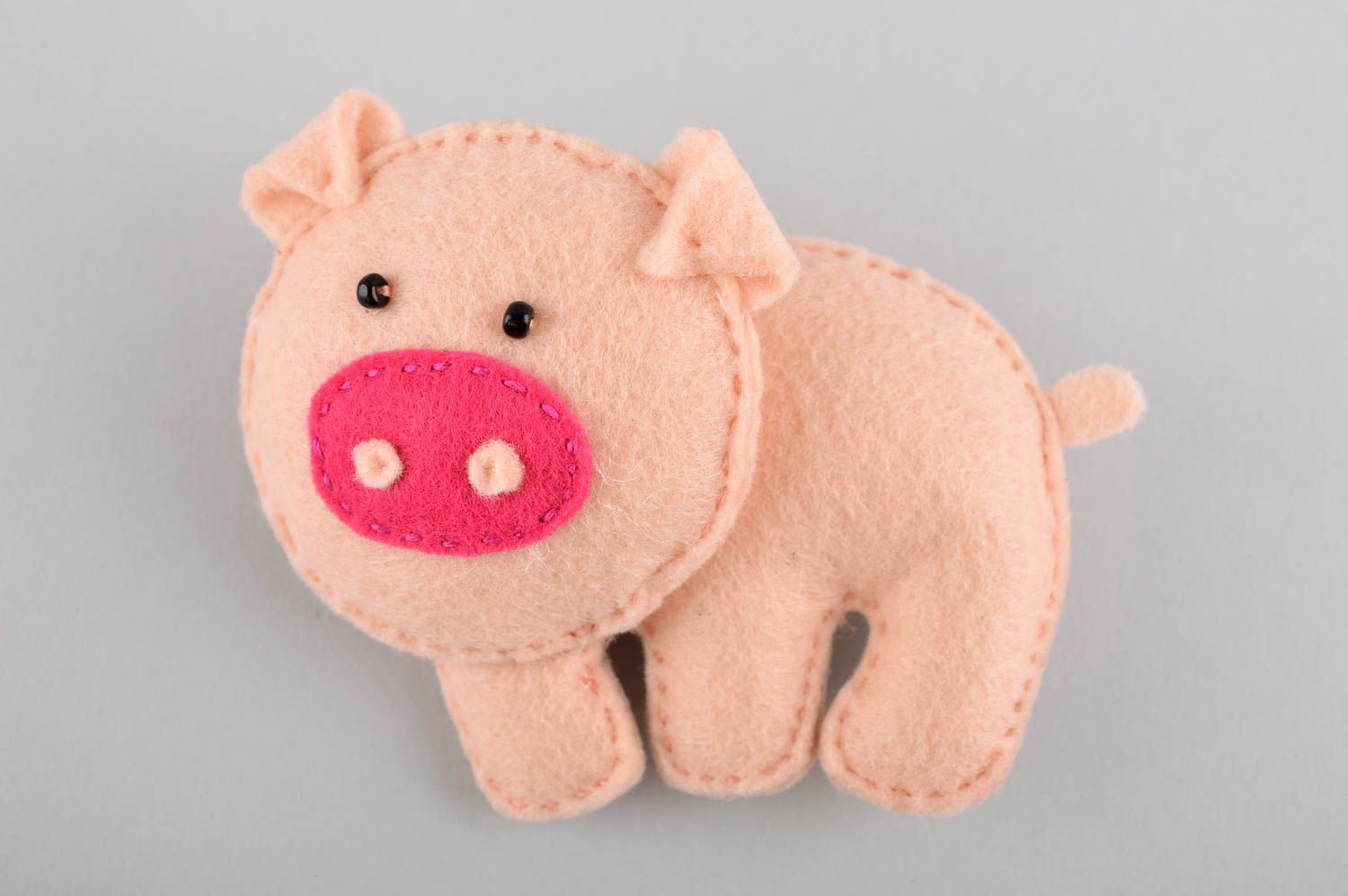 Animal de peluche artesanal regalo para niños juguete de fieltro cerdito foto 2