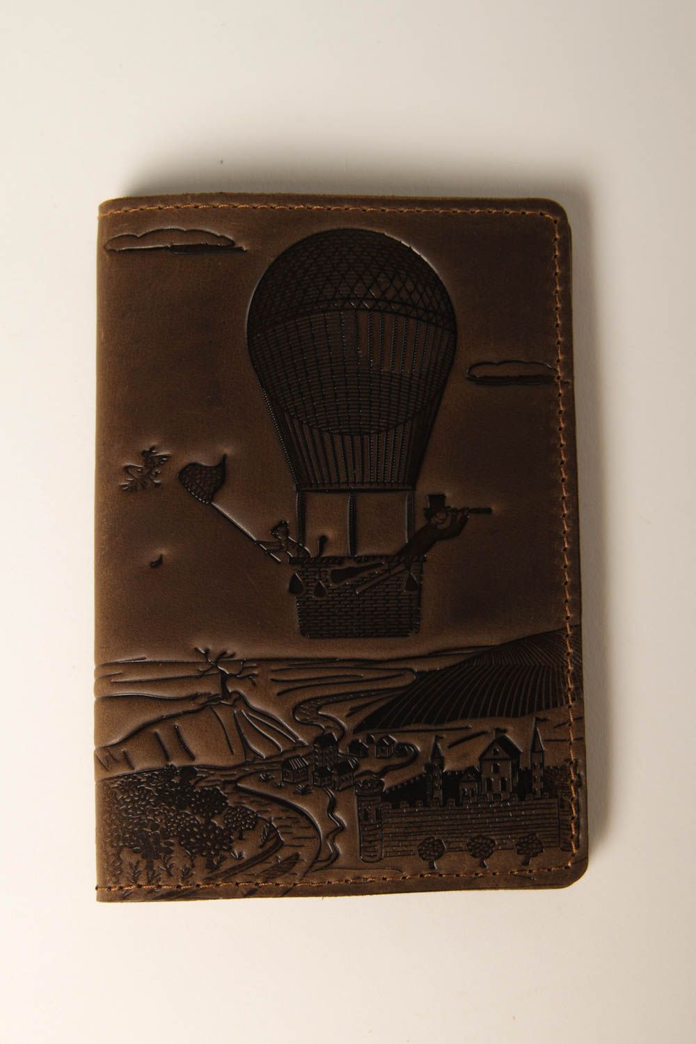 Estuche para pasaporte artesanal de piel regalo original accesorio de hombre  foto 2