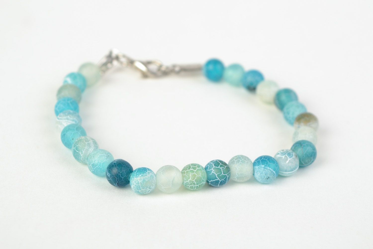 Handmade tender wrist bracelet with blue agate beads with cracks for women photo 4