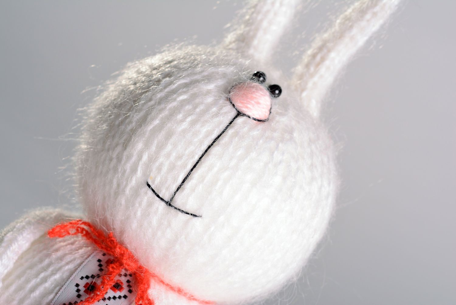 Brinquedo macio na forma de coelho Ucraniano foto 3