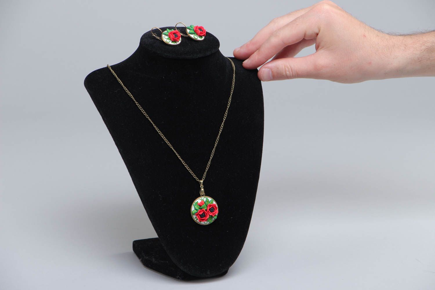 Homemade plastic jewelry set 2 pieces designer earrings and pendant Red Poppies photo 5