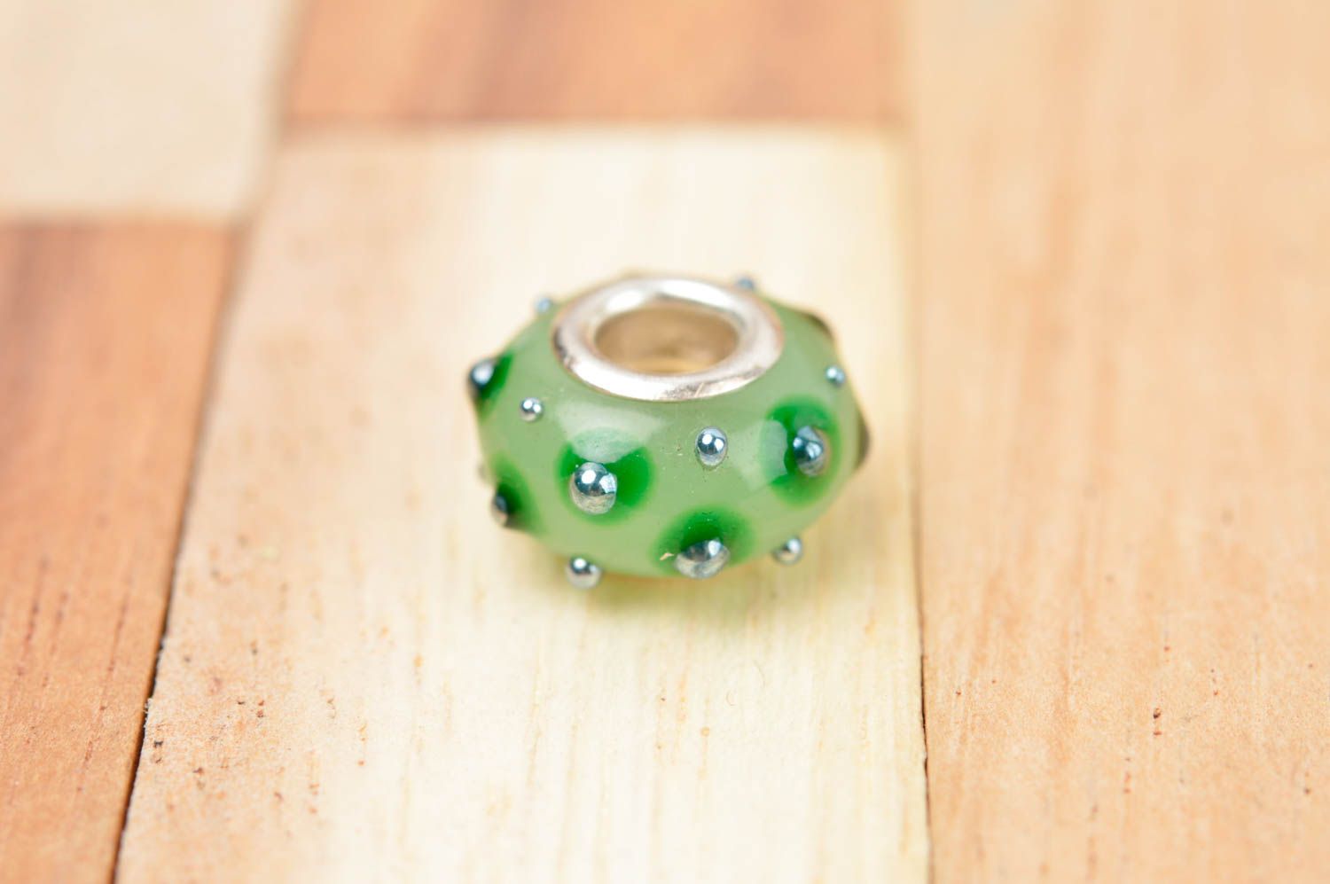 Designer green bead unusual decorative fittings handmade lovely accessories photo 2