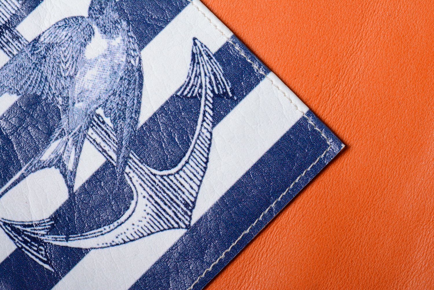 Protège-passeport en cuir artificiel fait main avec imprimé à motif marin photo 4