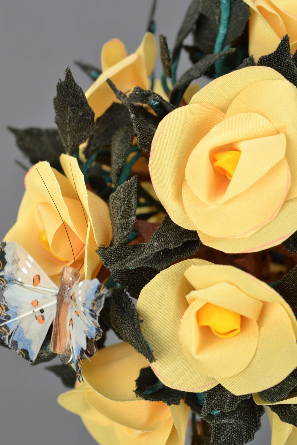 Топиарий из тканей  Желтые розы фото 3